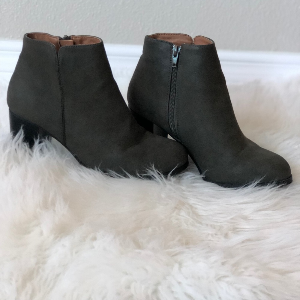 Hunter Green Boots